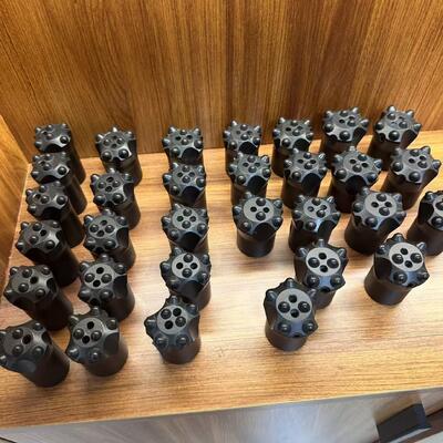 11度锥形按钮钻头 隧道掘进用凿岩工具