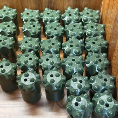 Công cụ khoan đá để khai thác đá